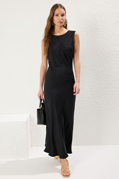 Trendyol Collection Μαύρο Απλό Maxi Υφαντό Φόρεμα TWOSS24EL00070