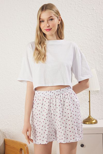 Trendyol Collection 3er-Pack gestrickte Pyjama-Unterhosen aus 100 % Baumwolle mit buntem Blumendruck – THMSS25PJ00014