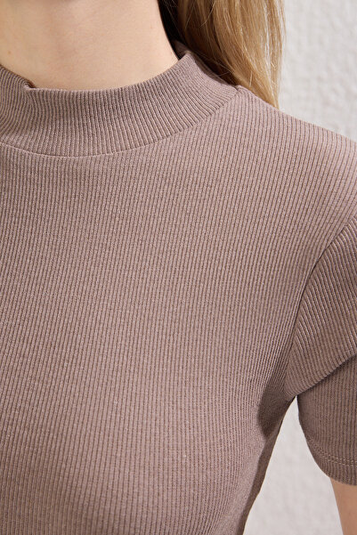 Trendyol Collection Stone Short Sleeve Stand Collar Body Fitting Regular Length Ribbed Stretchy Knitted Blouse Twoss25Bz00374