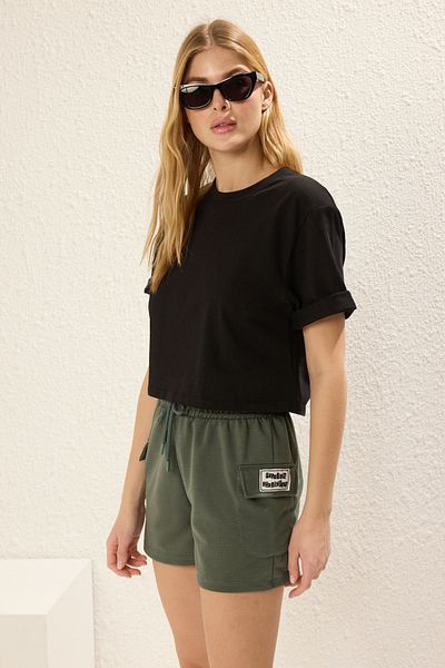 Trendyol Collection Khaki Slogan Pocket Detailed High Elastic Waist Knitted Shorts Twoss25Sr00052
