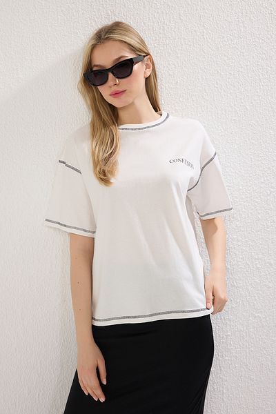 Trendyol Collection Ecru Green 100% Cotton Karyoka Stitched Printed Relaxed/Wide Relaxed Fit Knitted T-Shirt Twoss21Ts0656