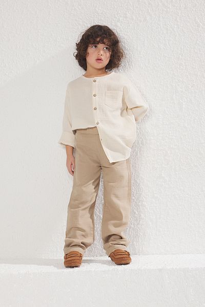 TRENDYOLKIDS Basic-Webhose für Jungen in Beige TKDSS25PL00006