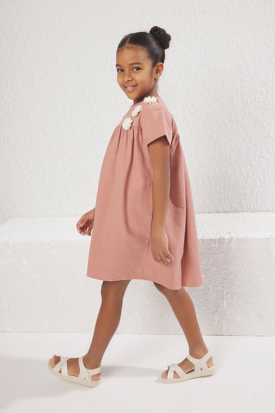 TRENDYOLKIDS Dusty Rose Girls mini virágos rövid ujjú kötött ruha TKDSS25EL00021