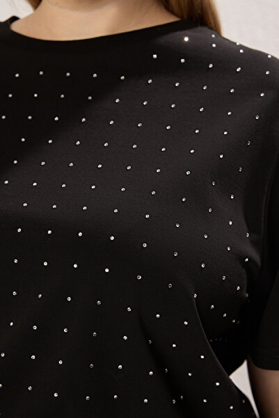 Trendyol Curve Čierne kamienkové pletené tričko veľkej veľkosti TBBSS25BF00042