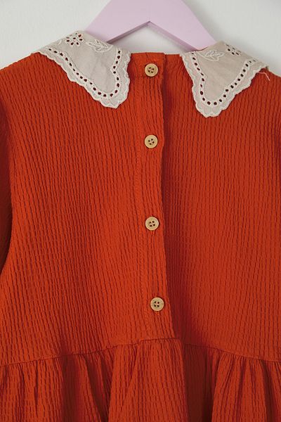TRENDYOLKIDS Rotes, gerades Mini-Strickkleid TKDSS25EL00022