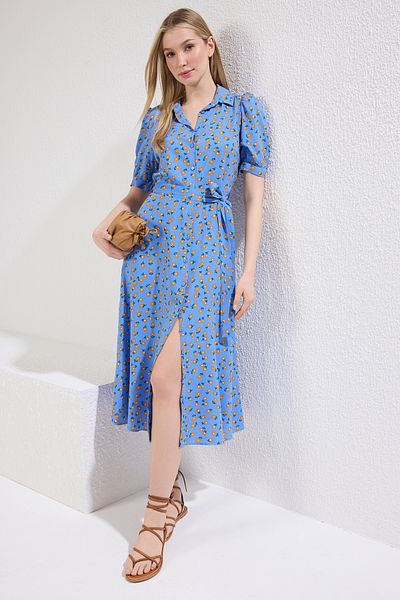 Trendyol Collection Rochie cămașă din viscoză țesută midi cu curea cu model floral albastru TWOSS20EL1559