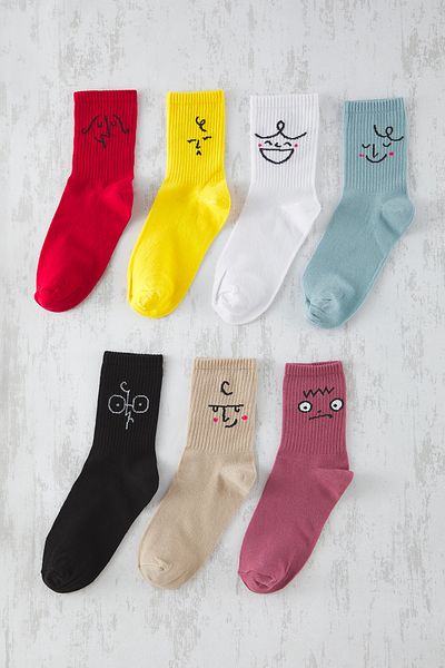 Trendyol Collection Packung mit 7 Unisex-Baumwollsocken – College, mittelgroß, Tennisgröße, mehrfarbig TMNSS25CO00008