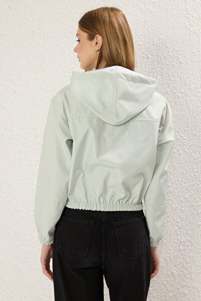 Trendyol Collection Mint Relaxed Raincoat & Windbreaker