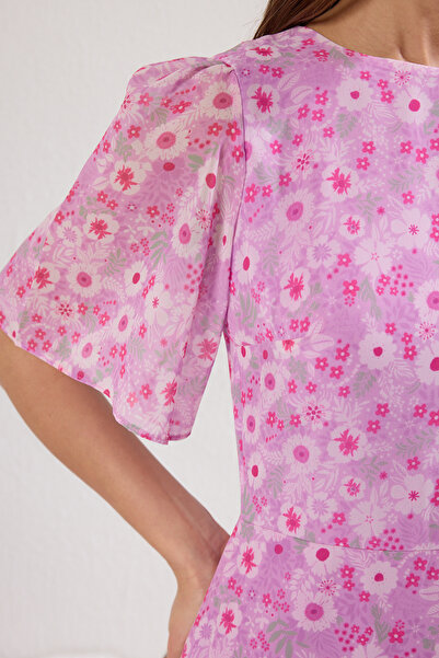 Trendyol Collection Liliowa tkana sukienka midi z kwiatowym nadrukiem i podszewką w kształcie litery A TWOSS20EL0908