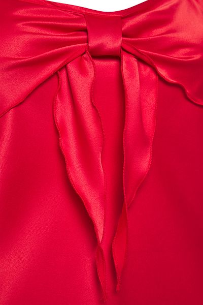 Trendyol Curve Satin-Weberei-Nachthemd mit roter Schleife/Band-Detail TBBSS25CH00014