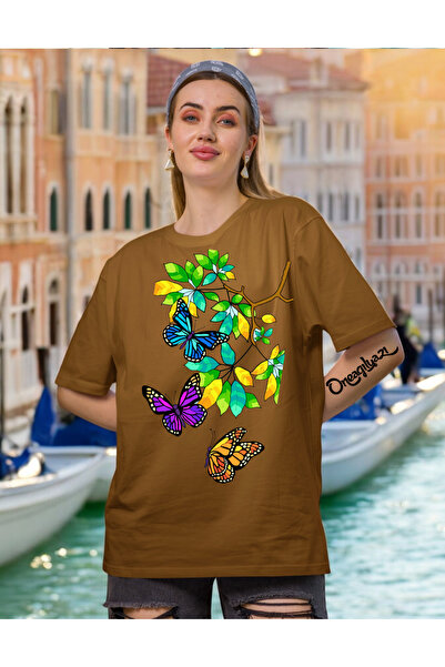 oneagılyazı تي شيرت نسائي مطبوع بتصميم فراشة شجرة