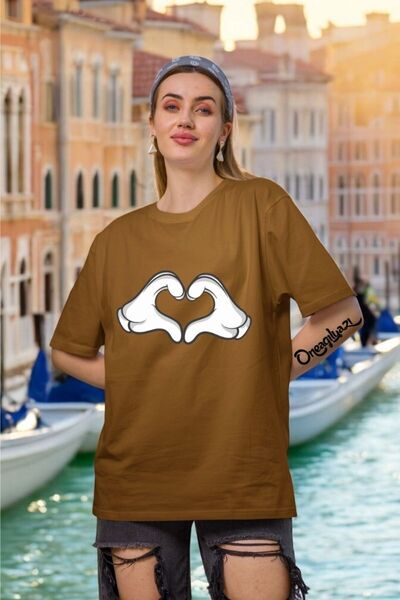 oneagılyazı Γυναικείο μπλουζάκι Finger Heart με τύπωμα oversized