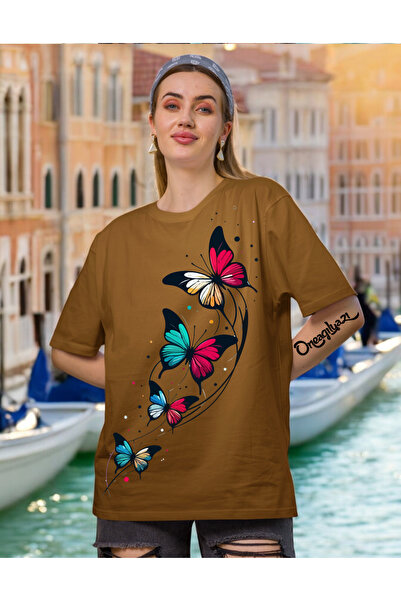 oneagılyazı تي شيرت نسائي كبير الحجم مطبوع عليه فراشات متعددة