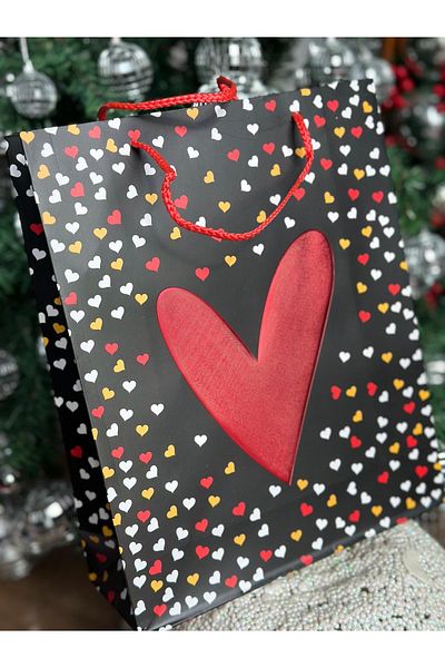 QUEEN AKSESUAR Black Luxury Large Shiny Sheeted Gift Package - Cardboard Bag with Heart Decorated Pattern and Rope Strap