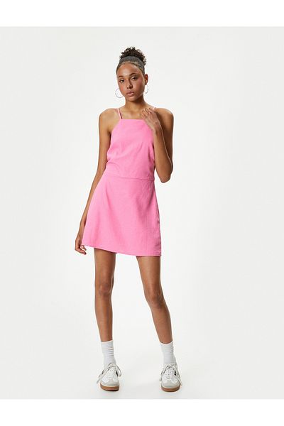Koton Mini-Salopet aus Leinenmischung – Jumpsuit mit Neckholderkragen und Riemchen