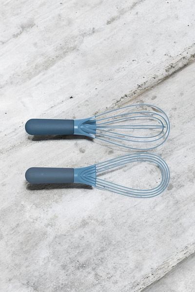 Vekorr 2 Function Beater Silicone Handle Kitchen Food Making Balloon and Flat Function Whisk