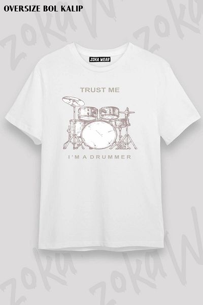 ZOKAWEAR Μπλουζάκι Unisex Oversize 'Trust Me I'm A Drummer' με μοτίβο τυμπάνων