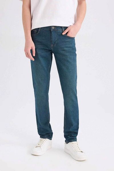 DeFacto Pedro Slim Fit Στενή Εφαρμογή Κανονική μέση με στενό πόδι Jean παντελόνι B0398ax23au