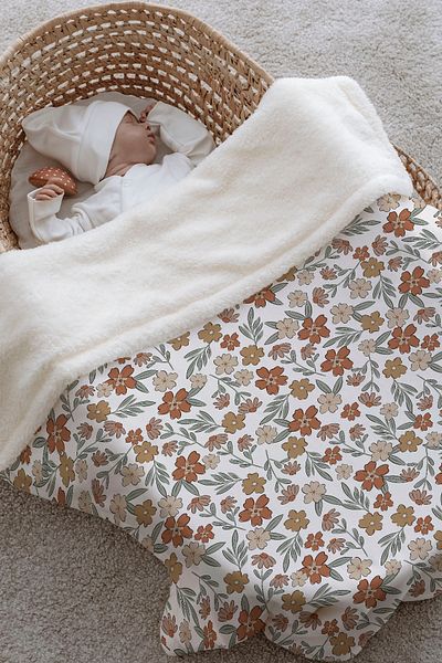 Tuğba Kuğu Vintage Plush Double Face Blanket - Flower Design