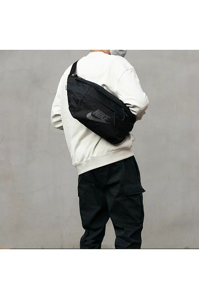 Nike Tech (10 L) Unisex Waist -Crossbody Bag Bag