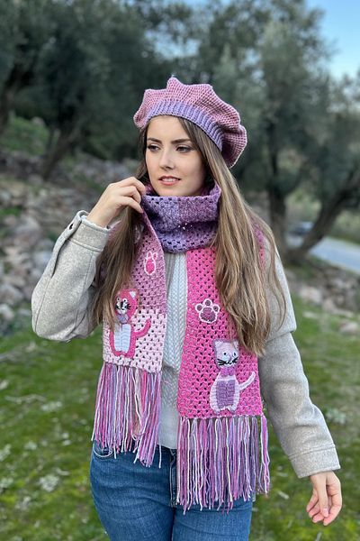 Mila Colorful Hand Knitted Painter Beret