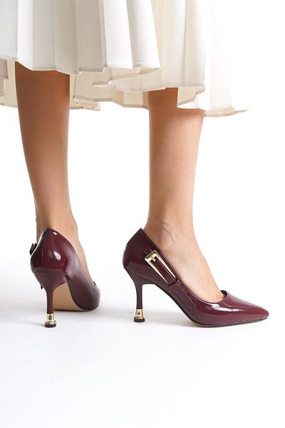 Shoesers Women's Special Design Thin Heeled Patent Leather Stiletto with Metal Accessories