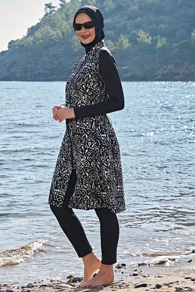 Ruko Maio 23117-2 Long Full Hijab Swimsuit with Stand Collar