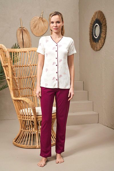 PJS 25144 Set pijamale cu mâneci scurte imprimate, cu decolteu în V, cu nasturi
