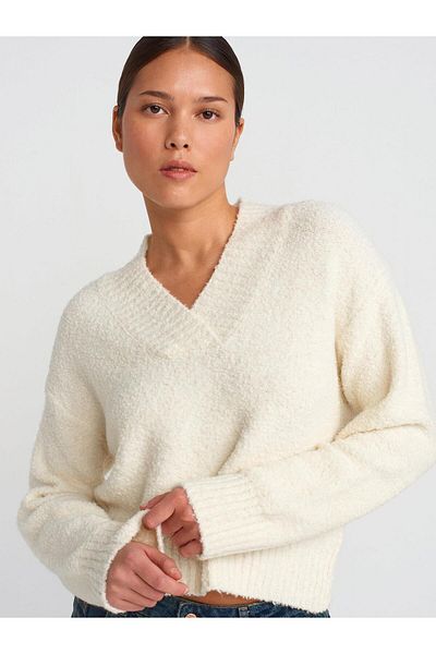 Dilvin 10661 Women's V-Neck Boucle Knitwear Sweater