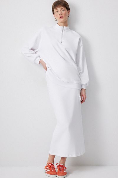 Touché Privé Knitted Sweatshirt and Skirt Set