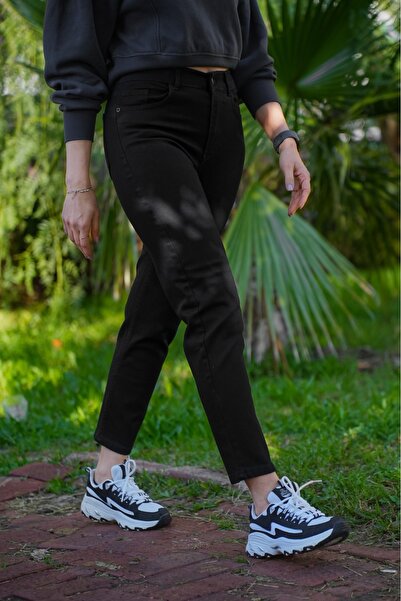 aideen بنطلون جينز كوزميك أسود غير قابل للبهتان بخصر عالٍ، تصميم جديد من الدن...