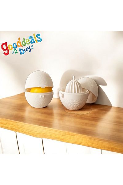 Madame Coco Justine Lemon Storage Container and Lemon Squeezer 2 Pieces