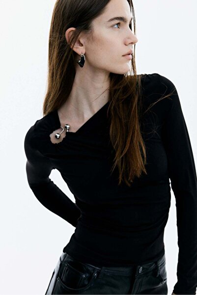 H&M قميص جيرسي بتفاصيل ملفوفة