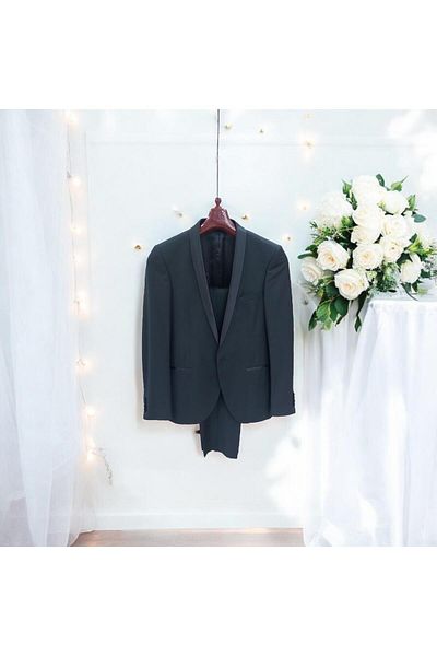 Sarar Men's Black Tuxedo Suit