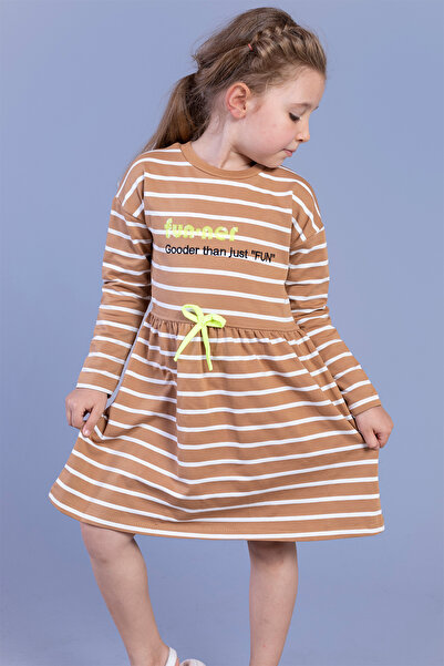 Toontoy Φόρεμα για κορίτσια με λεπτομέρεια με ριπέ στη μέση και ριγέ γράμματα με τύπωμα