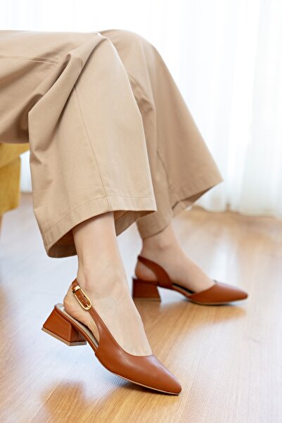 DİVOLYA Aura Brown Side Buckle (4 cm Heel Height) Pointed Toe Heeled Ballerina Shoes