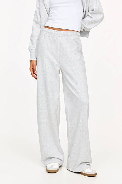 Pull & Bear Straight fit eşofman altı pantolon