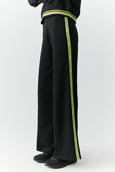 Urban Beat BRITTA Urbanbeat Γυναικεία ελαστική μέση με φαρδιά πόδι χαλαρωτική μαύρη φούτερ