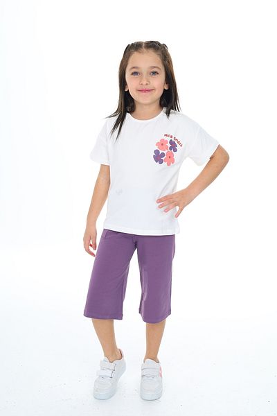 Toontoy Girl's Chest Floral Printed Nice Smell Printed Capri Suit