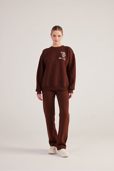 HOLLY LOLLY Unisex Oversize Gaslighting Sweatshirt - Brown