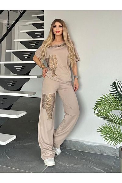Bella Belluci Women's Suit with Stone on the Shoulder