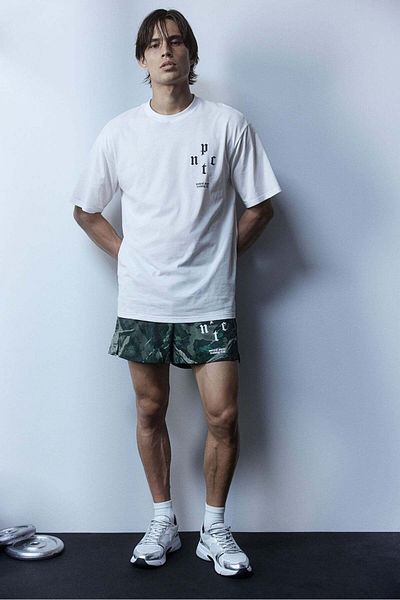 H&M Relaxed Fit T-shirt