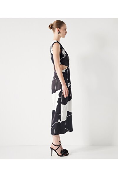 İpekyol Šaty se vzorem ve výřezu