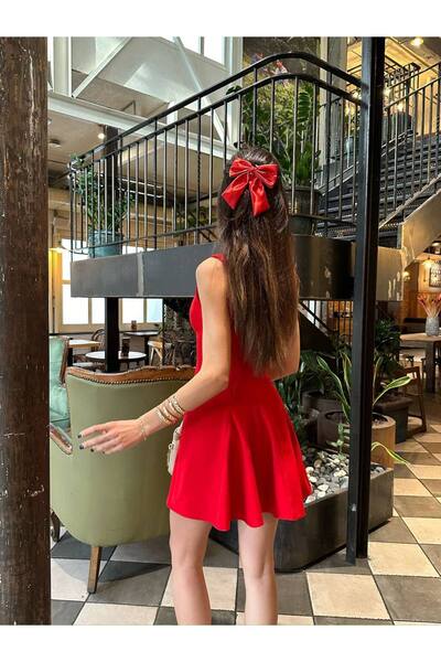 LOCH BUTİK Women's Red Front Bust Bow Skirt Mini Dress with Fluff