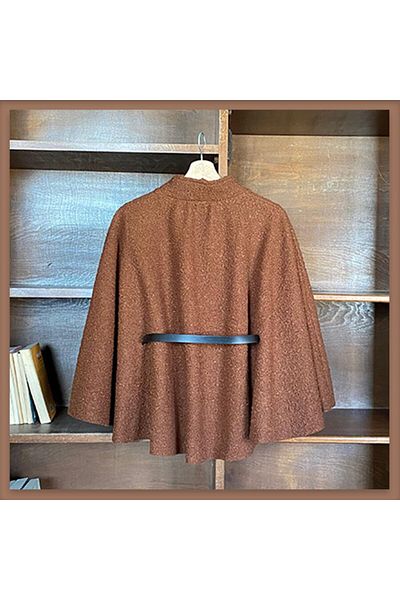 Faya Boutique Вълнена пелерина с кафяв кожен колан