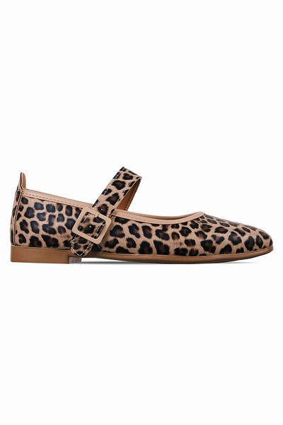 Lal Shoes & Bags Balerini de damă plătiți - Curea detaliată, vârf rotund, imprimeu leopard