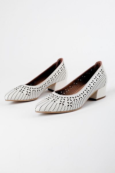 Lal Shoes & Bags Pantofi de damă Delmar din piele naturală cu toc cu imprimeu floral - crem
