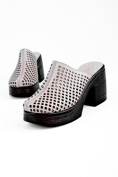 Lal Shoes & Bags Beige Colored Calins Women's Genuine Leather Perforated Clogs