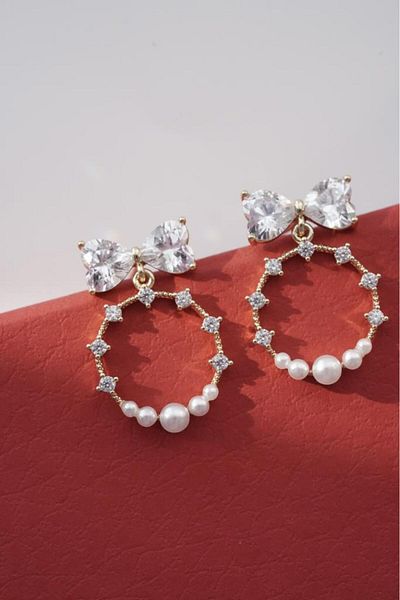 AŞIK ACCESSORIES Elegant Ribbon Earrings with Stainless Steel Pearls