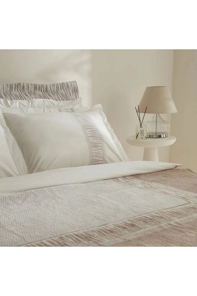 Karaca Home Timeless 8-teiliges Hochzeitsset Beige